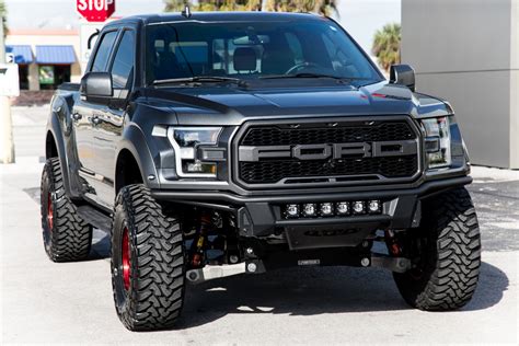 used 2019 ford raptor.